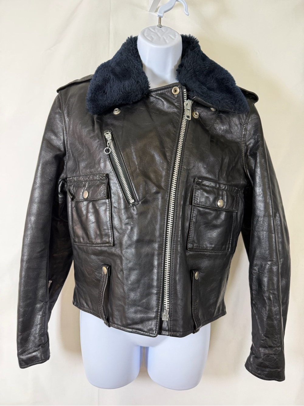 Vintage 70s AMF Harley-Davidson Leather Motorcycle Jacket Fur Collar Size 38